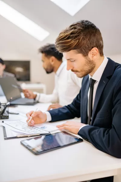 Como um ERP Personalizado Otimiza Processos em Indústrias de Produção