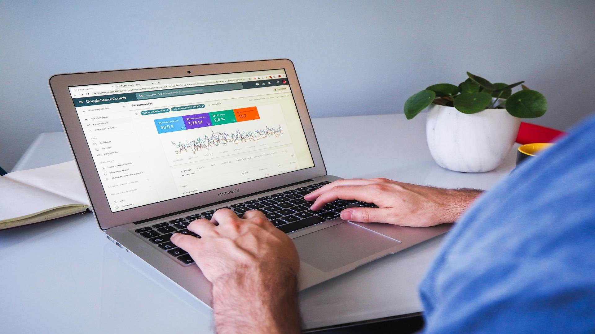 Como SEO Melhora a Retenção de Visitantes no Seu Site