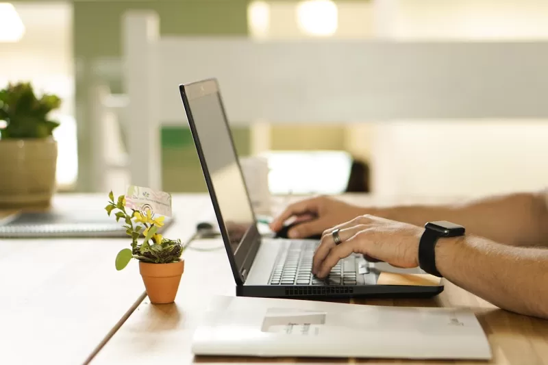 Redator Freelancer e a Importância do Networking no Ambiente Digital