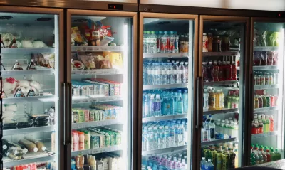 Como Escolher uma Câmara Fria para Bebidas Ideal para Pequenos Negócios