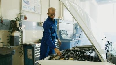 Como uma Distribuidora de Autopeças Facilita a Manutenção Preventiva de Veículos