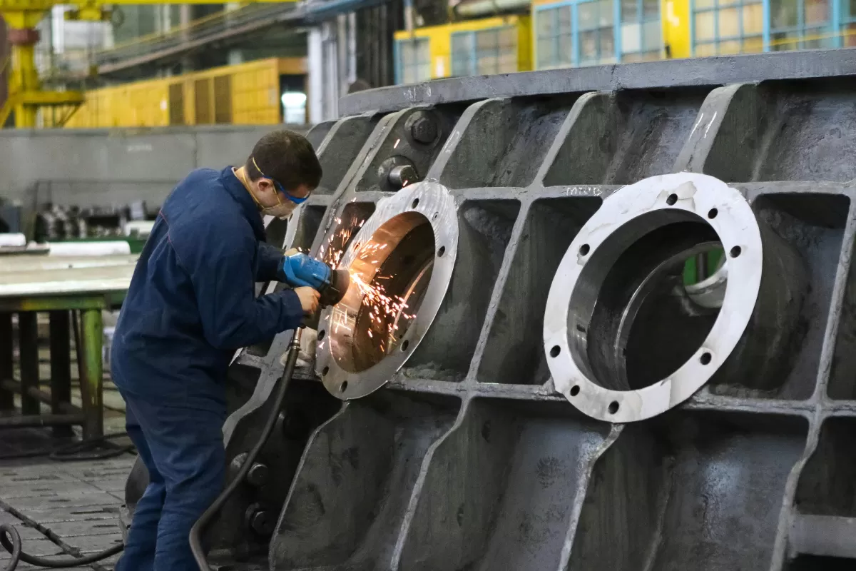 Como o Planejamento das Necessidades de Materiais MRP Reduz Custos e Otimiza o Controle de Estoque na Indústria