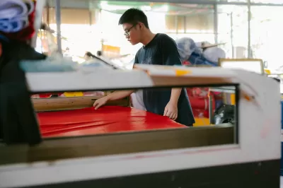 Como o Controle de Qualidade de Matéria-Prima Garante a Eficiência na Produção Industrial