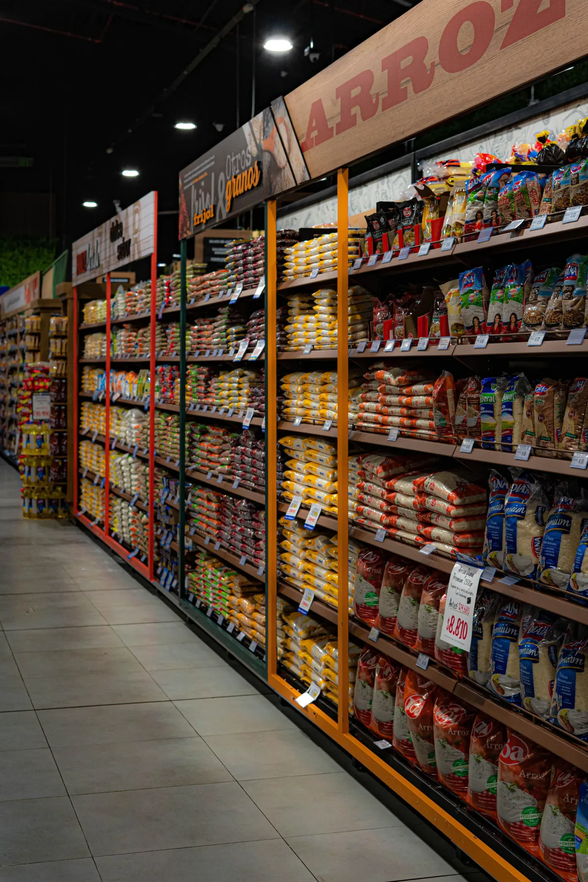 corredor de mercadinho